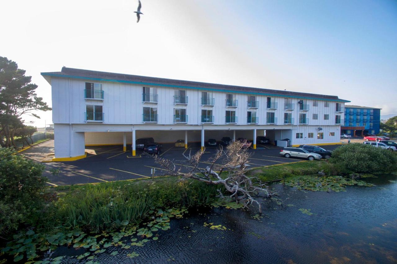 OYO Ocean Breeze Hotel at Lincoln City Exterior foto